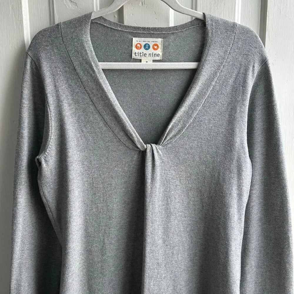 Title Nine Gray Knit Tunic Dress Purple Trim Floral Hem Medium